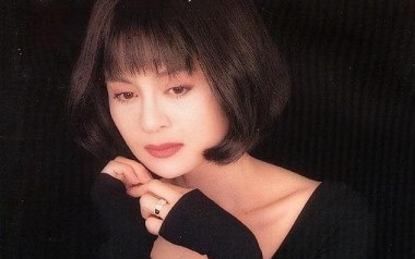 蝶儿蝶儿满天飞吉他谱_高胜美_G调原版弹唱谱_高清六线谱