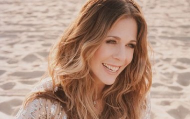 Everybody Cries吉他谱_Rita Wilson_A调弹唱谱_高清六线谱